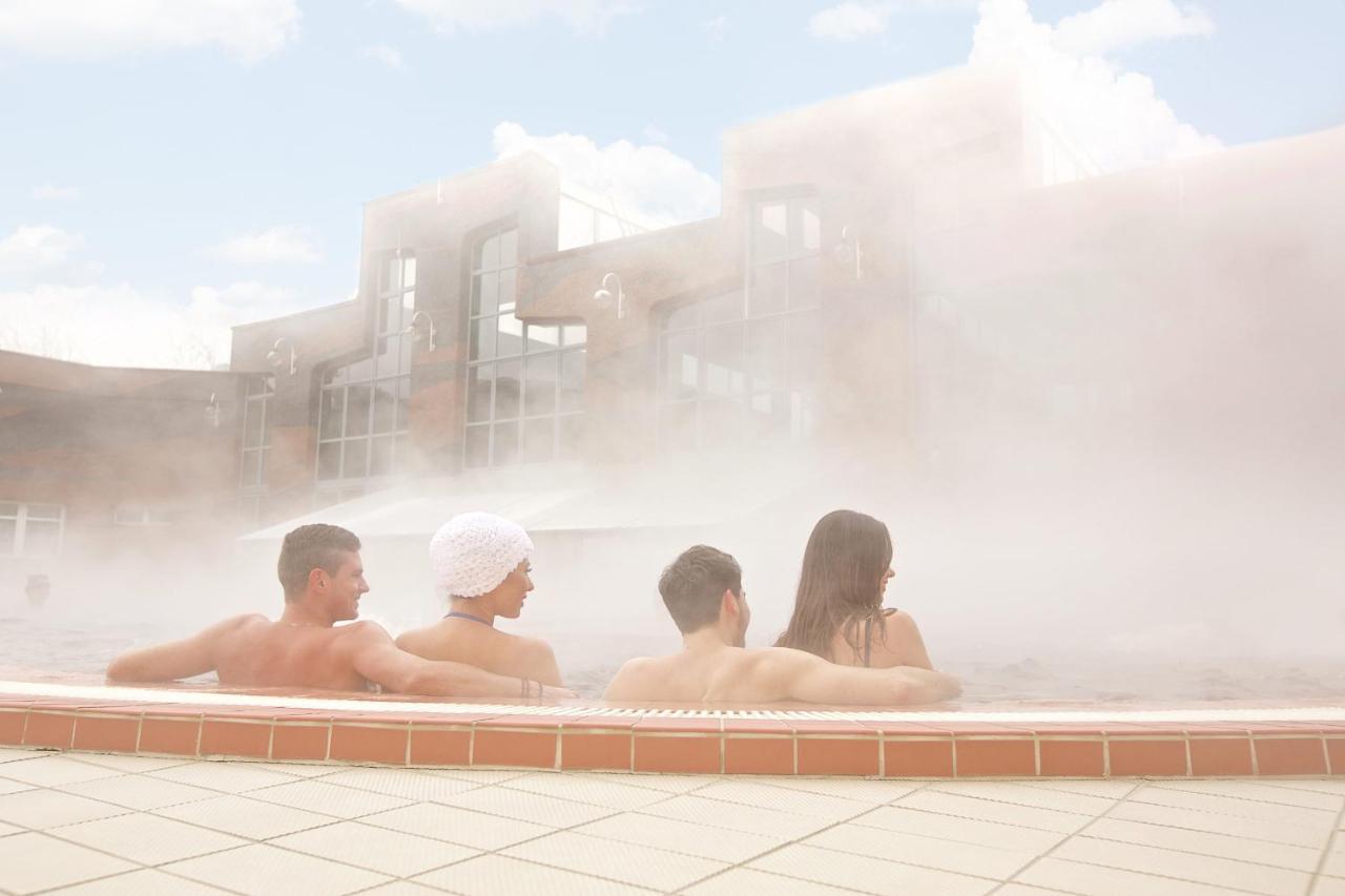 Repose Apartments ハイデゥソボスロー エクステリア 写真